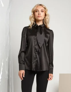 Camicia con cravatta removibile