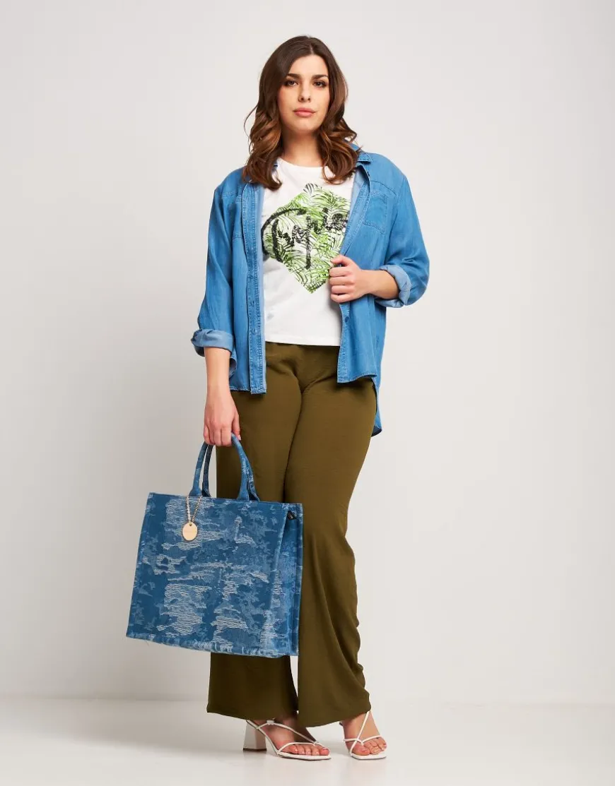 Camicia in denim con colletto e taschine