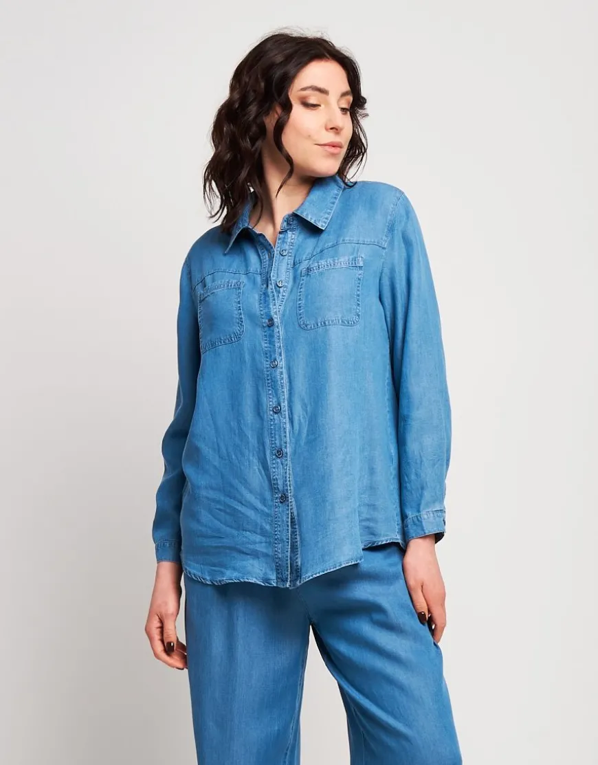 Camicia in denim con colletto e taschine
