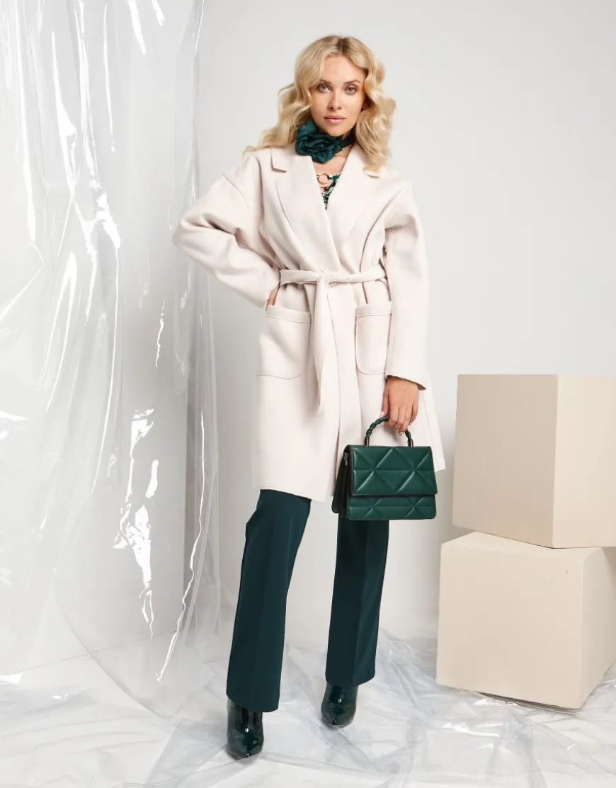 Cappotto a vestaglia con cintura