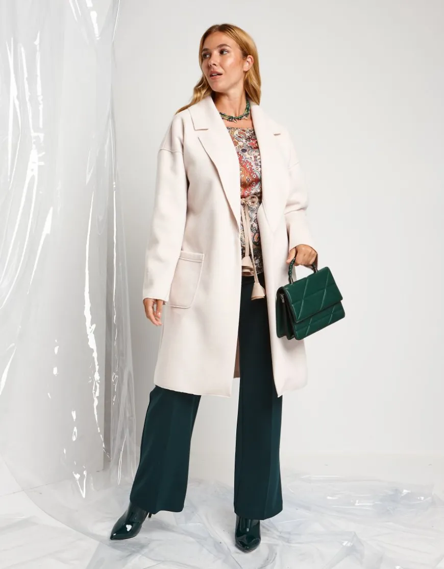 Cappotto a vestaglia con cintura