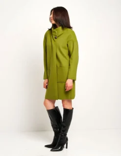 Cappotto con collo a fascetta