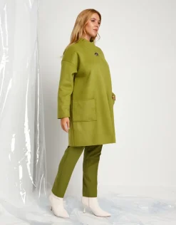 Cappotto con collo a fascetta