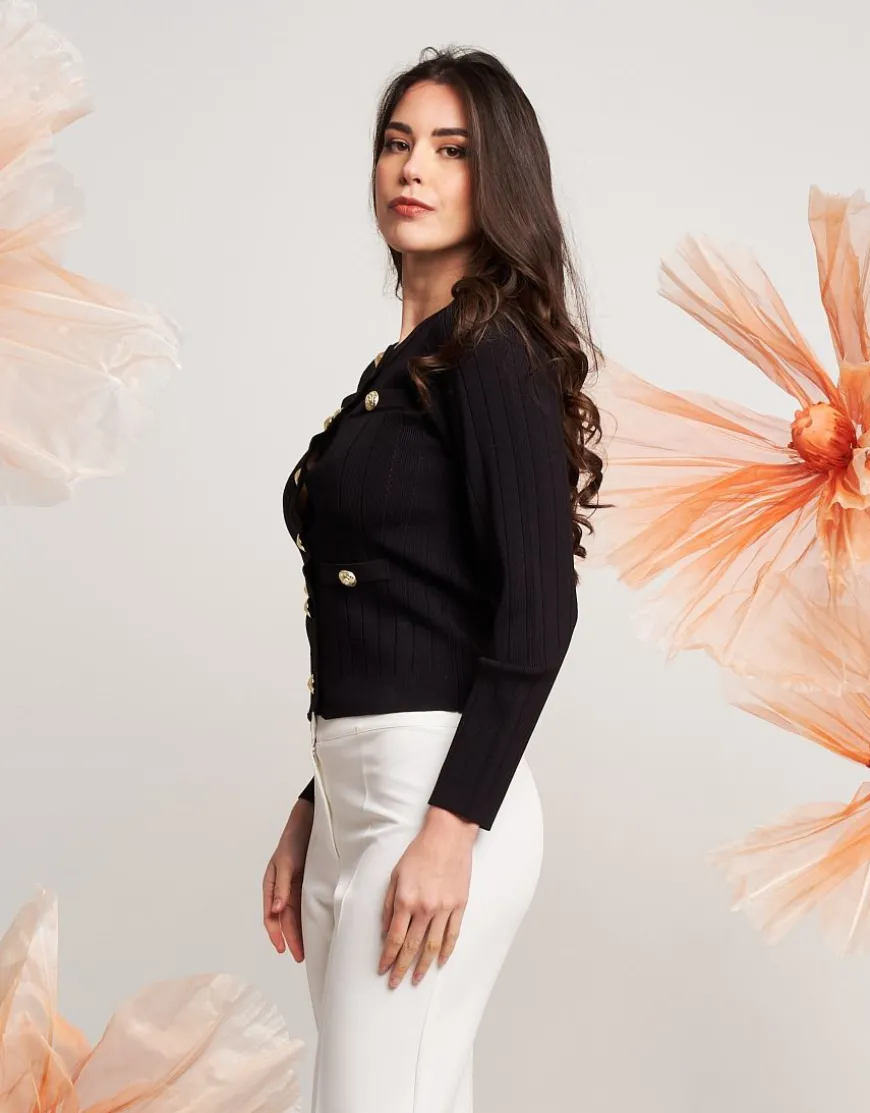 Cardigan con pattine e bottoni