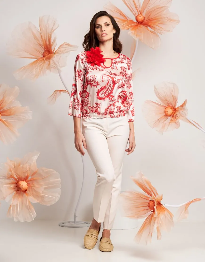 Casacca con goccia sullo scollo