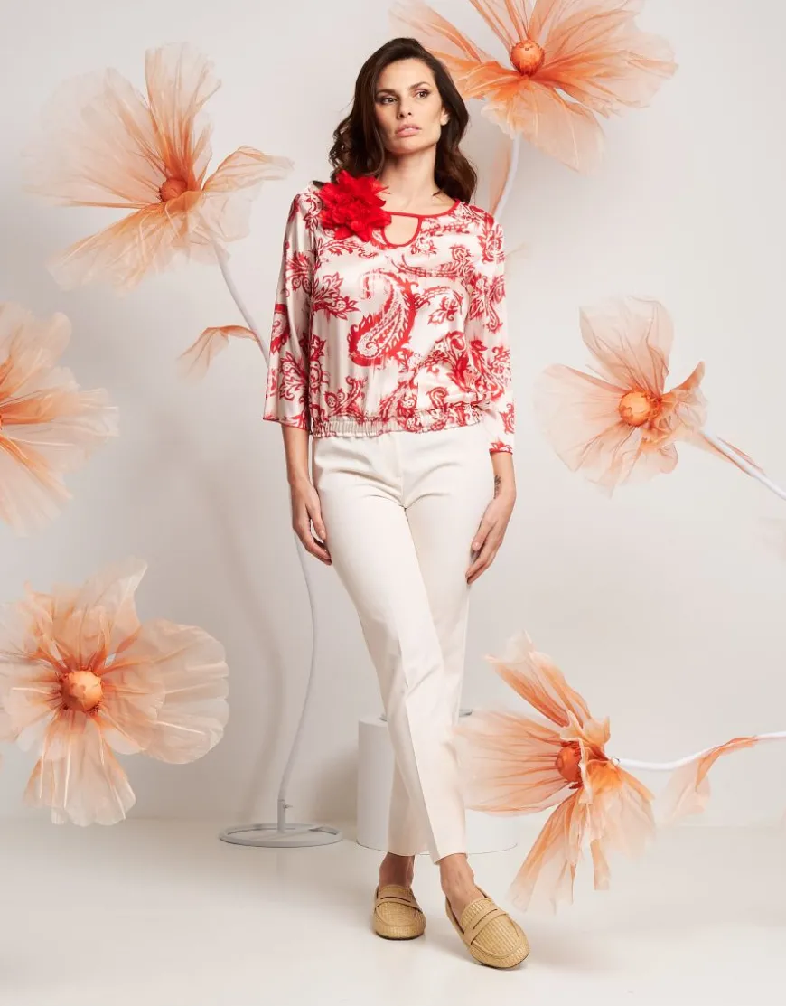 Casacca con goccia sullo scollo