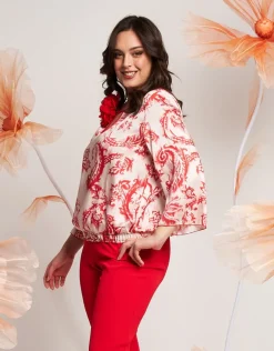 Casacca con goccia sullo scollo