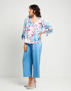 Casacca con scollo a V e fiocchi