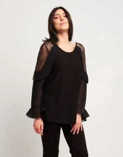 Casacca con volant e pizzo