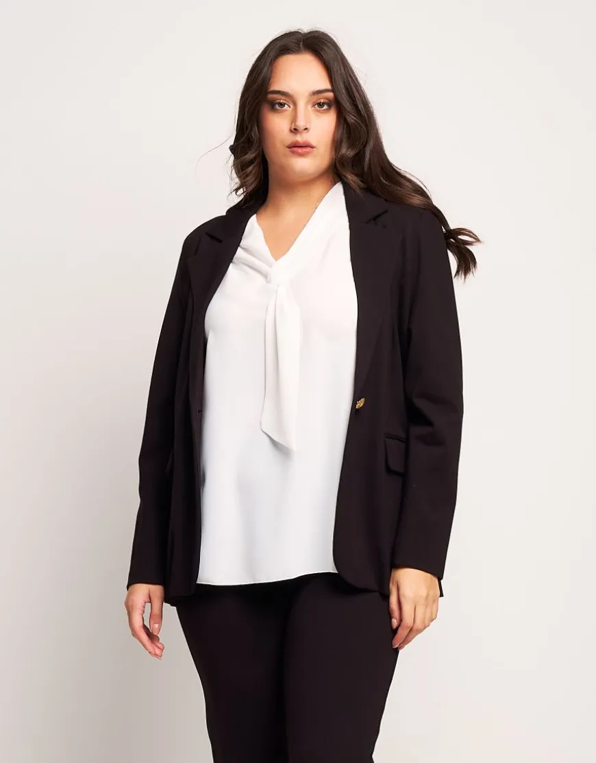 Giacca con revers e pattine