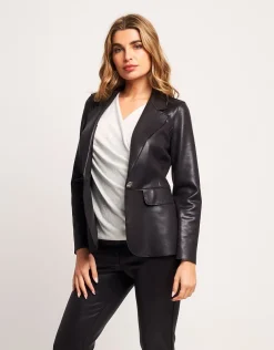 Giacca effetto ecopelle con revers e pattine