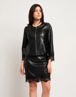 Giubbino in ecopelle con zip e pizzo
