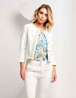 Giubbino in jeans con bordure