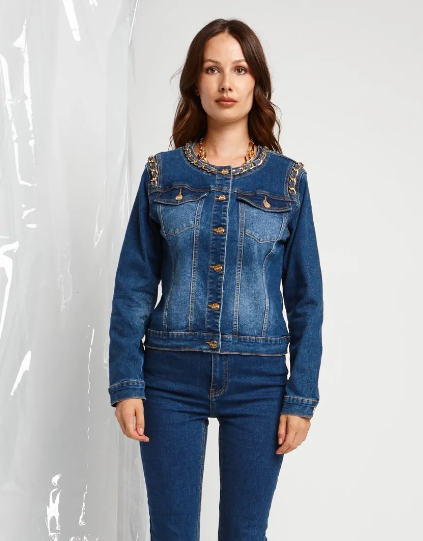 Giubbino in jeans con catene oro