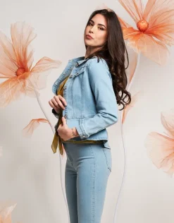 Giubbino in jeans con colletto e baschina