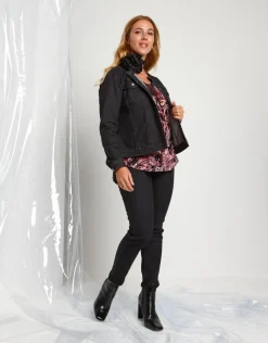 Giubbino in jeans nero