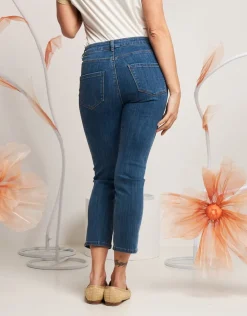 Jeans Capri con spacco e bottoni
