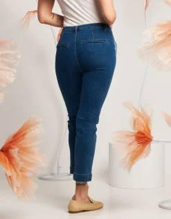 Jeans cropped con tasche alla francese