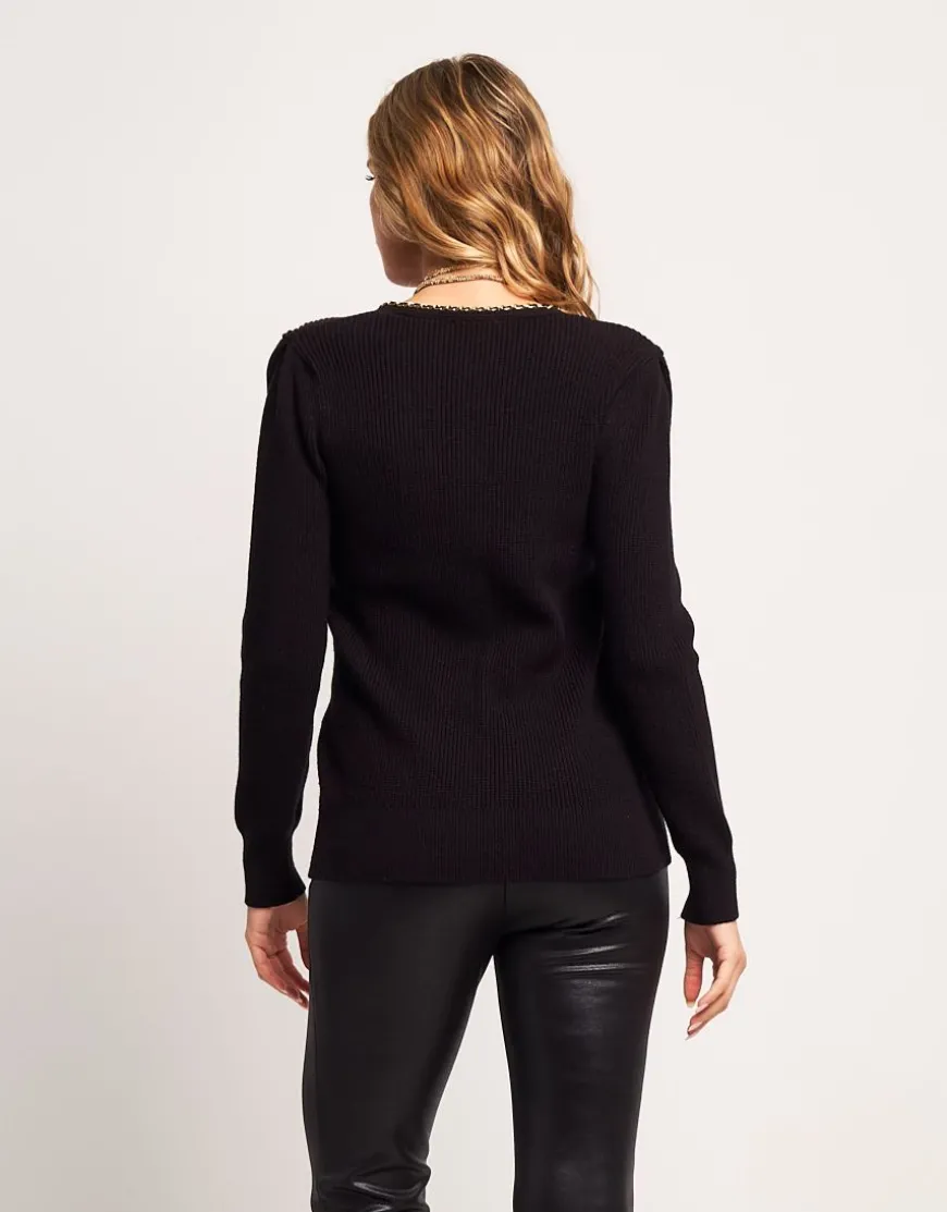 Maglia a coste con catena oro
