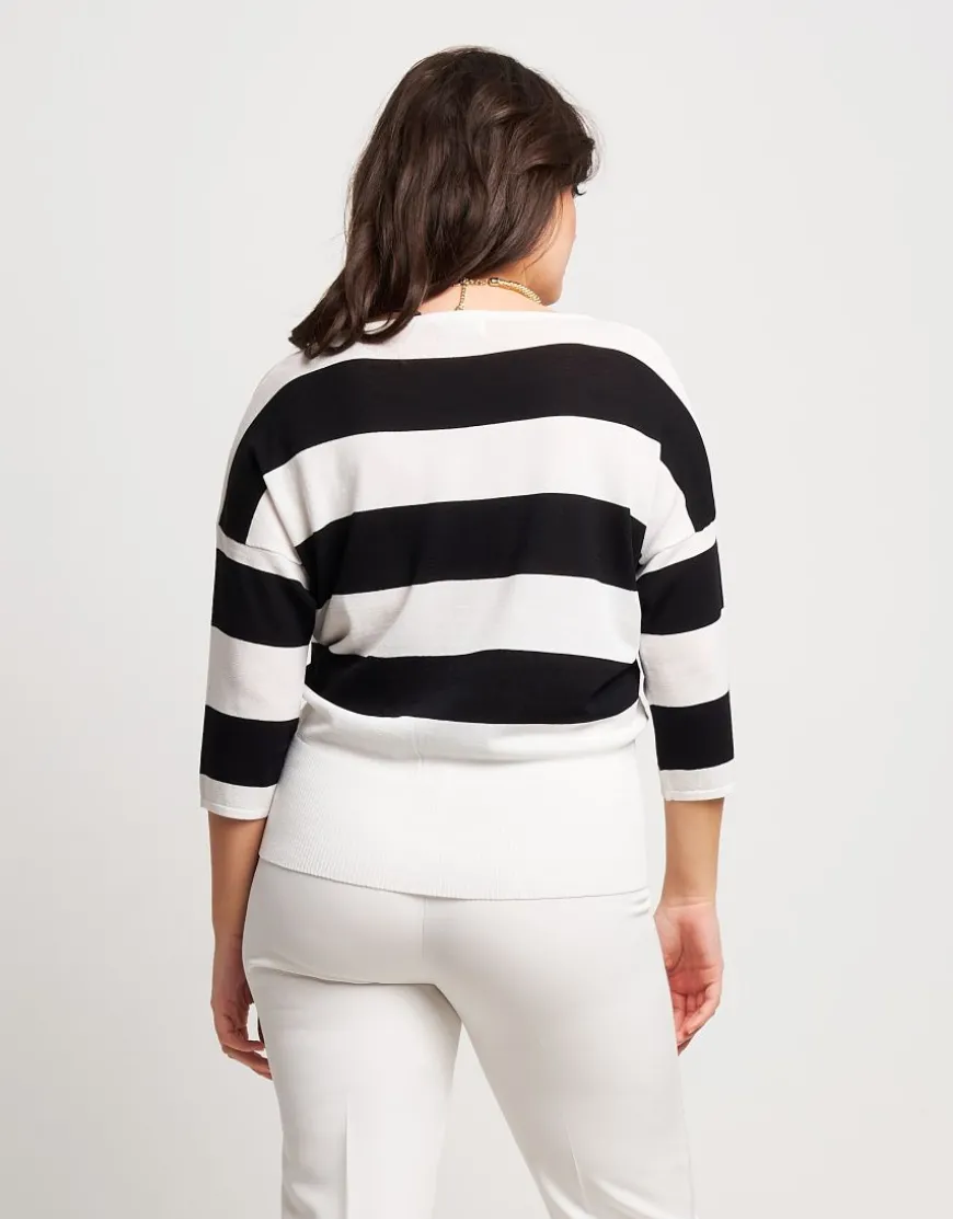 Maglia a righe con dettagli