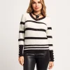 Maglia a righe con paillettes e bottoni