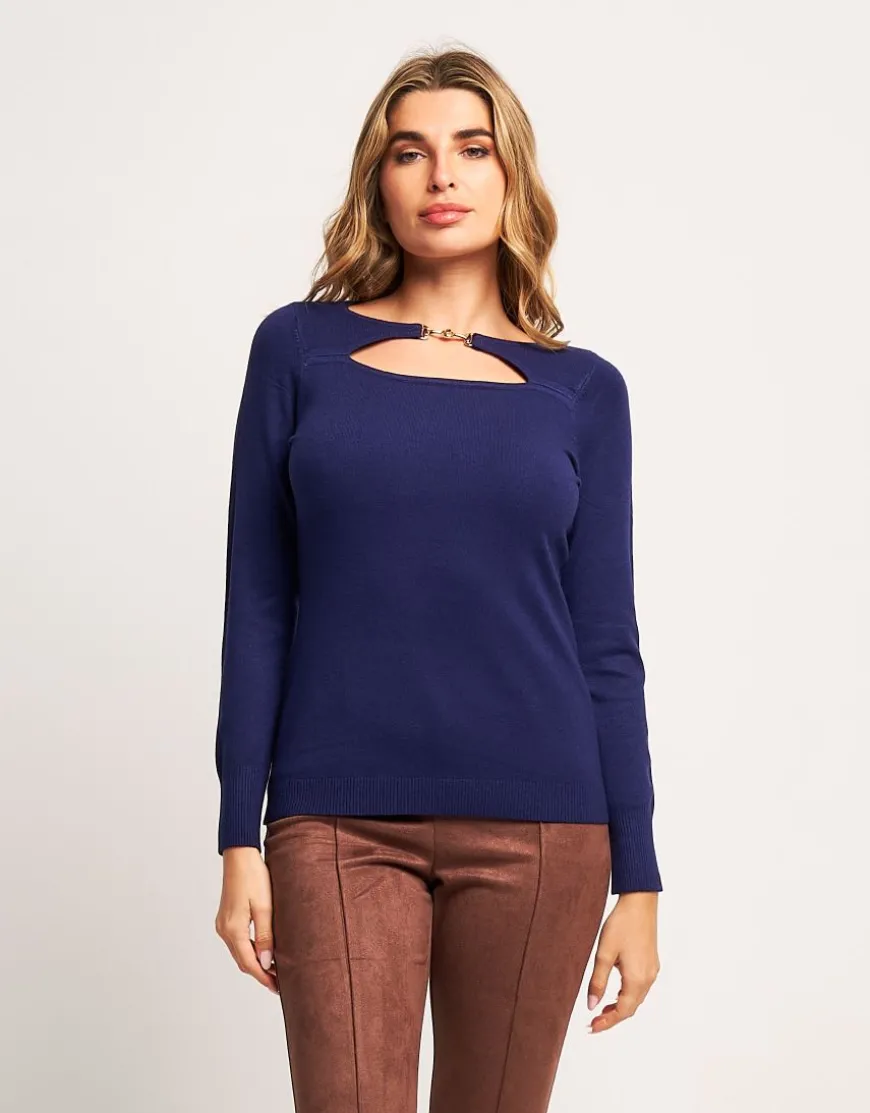 Maglia con apertura e gancino sullo scollo