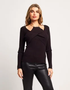 Maglia con catena oro al collo