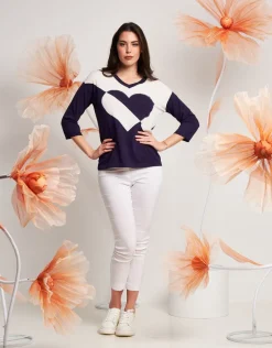 Maglia con cuore e strass
