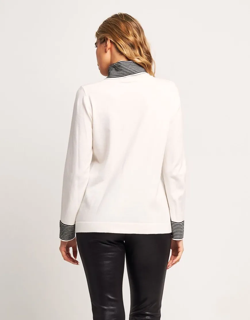 Maglia con dettagli a righe e tasche