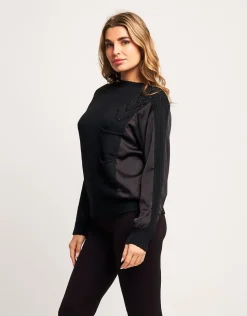Maglione a coste con raso e strass