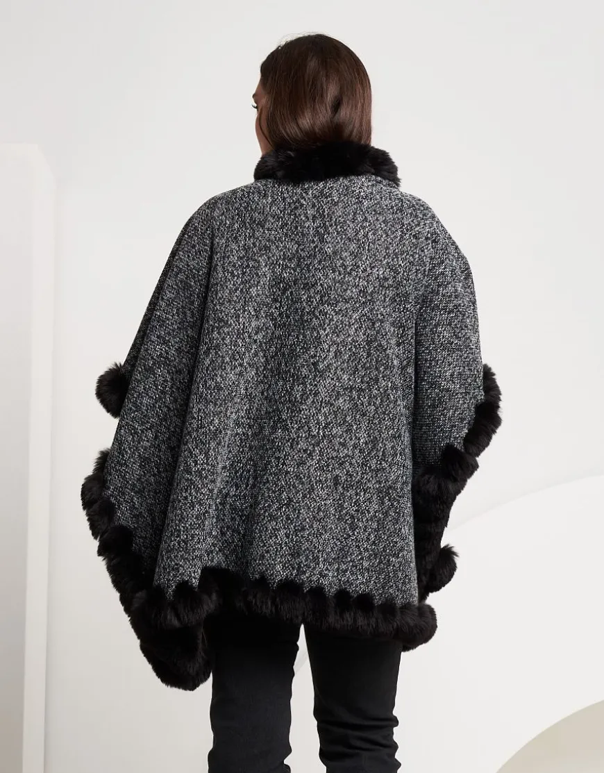 Mantella effetto bouclé con bordi