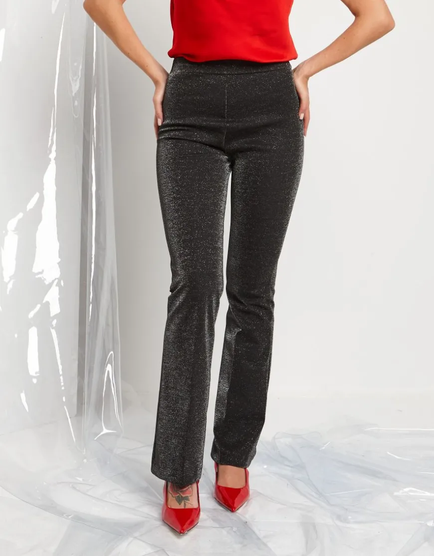 Pantalone a zampa con elastico