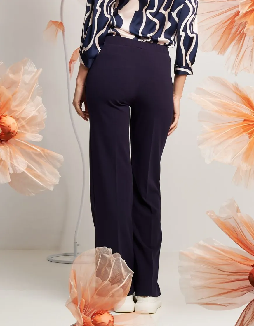 Pantalone a zampetta con elastico