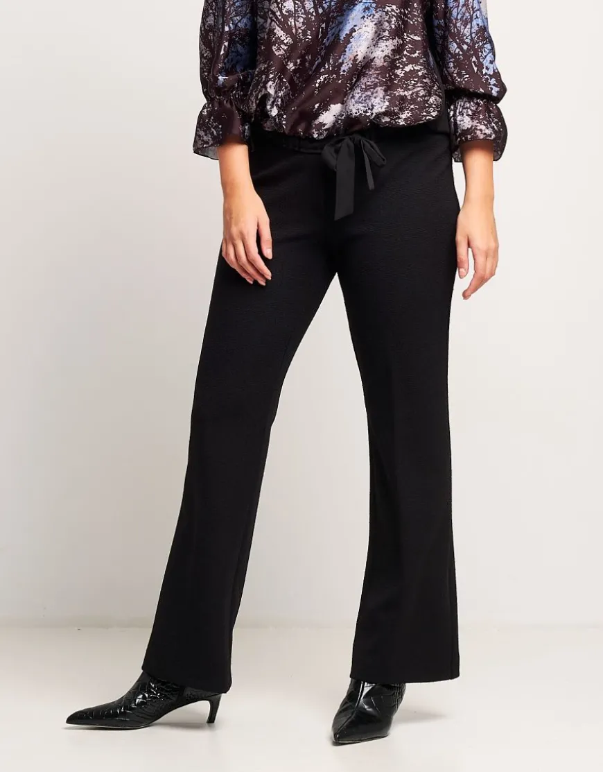 Pantalone a zampetta effetto bouclé