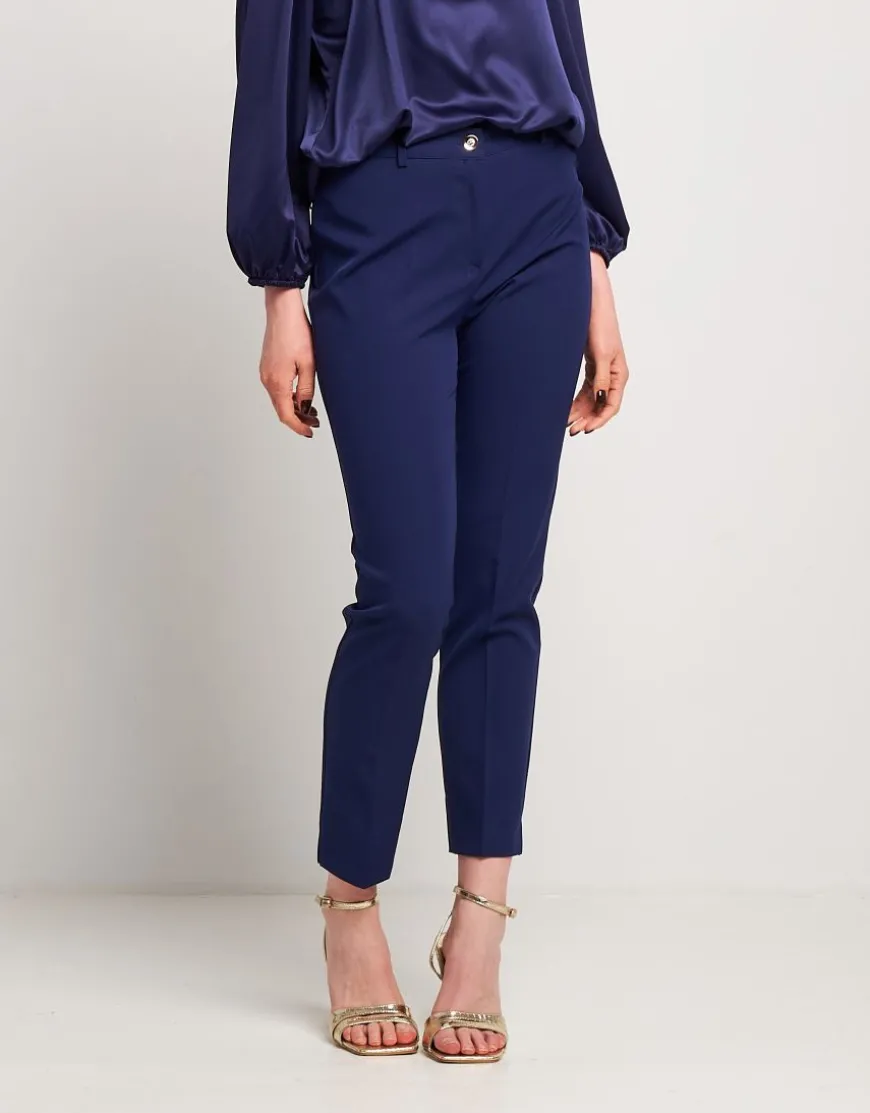 Pantalone classico con spacchetti