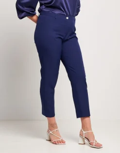 Pantalone classico con spacchetti