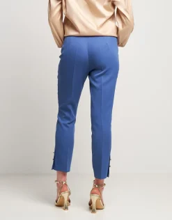 Pantalone con bottoncini alla caviglia