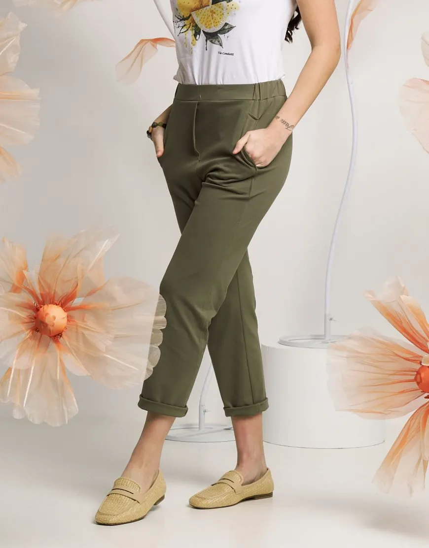 Pantalone con elastico e tasche