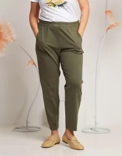 Pantalone con elastico e tasche