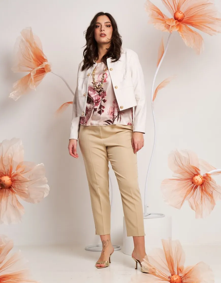 Pantalone con elastico e spacchi