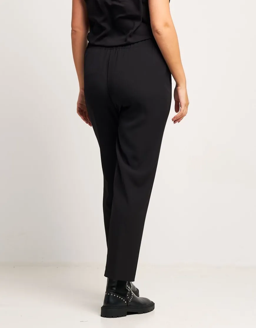 Pantalone con pinces ed elastico