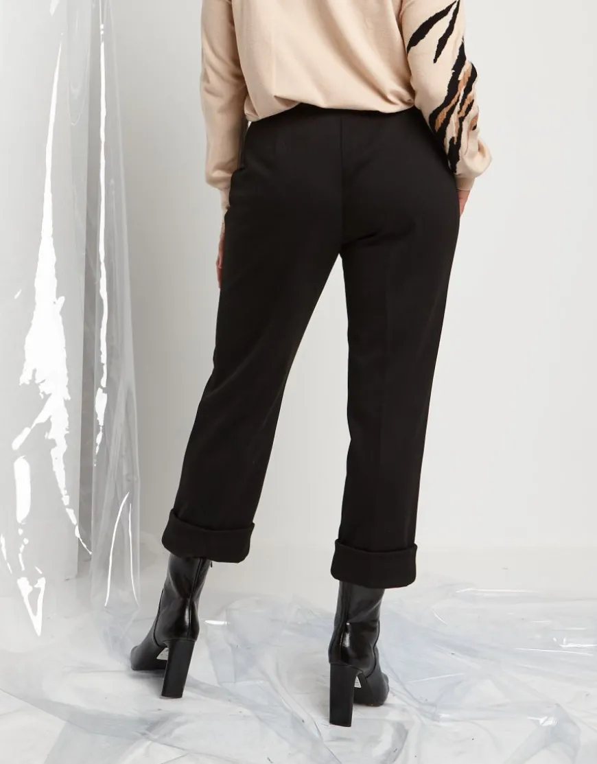 Pantalone con risvolto