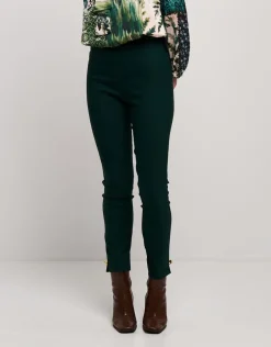 Pantalone con spacchetti e bottone