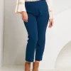 Pantalone con spacchi e bottoni sul fondo