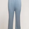 Pantalone cropped con spacchi laterali