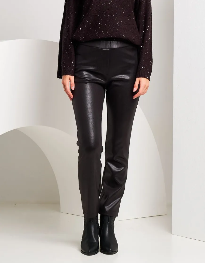 Pantalone effetto ecopelle con cinturino