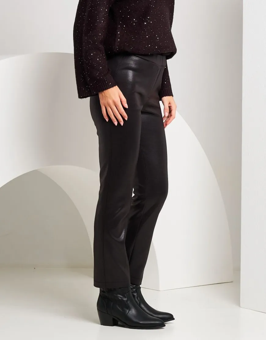Pantalone effetto ecopelle con cinturino