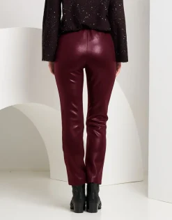 Pantalone effetto ecopelle rubino
