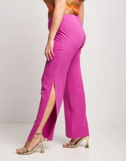 Pantalone in viscosa con spacchi sul fondo