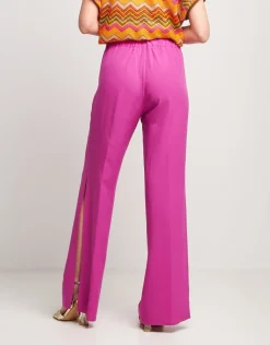 Pantalone in viscosa con spacchi sul fondo